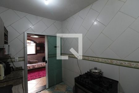 Cozinha de casa à venda com 3 quartos, 140m² em Rio Branco, Belo Horizonte