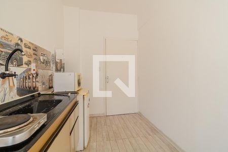 Cozinha de kitnet/studio para alugar com 1 quarto, 35m² em Azenha, Porto Alegre