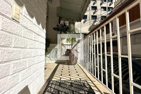 Entrada de apartamento para alugar com 2 quartos, 90m² em Copacabana, Rio de Janeiro
