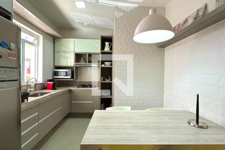 Cozinha de apartamento para alugar com 2 quartos, 90m² em Copacabana, Rio de Janeiro