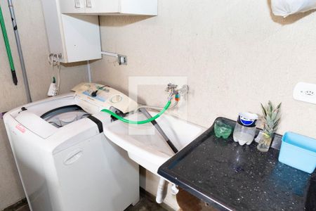 Área de Serviço de casa à venda com 3 quartos, 150m² em Jardim Santa Mena, Guarulhos