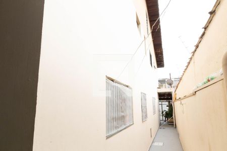 Quintal de casa à venda com 3 quartos, 150m² em Jardim Santa Mena, Guarulhos