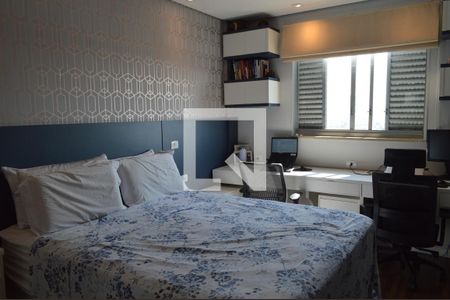 Suíte de apartamento à venda com 2 quartos, 103m² em Vila Monumento, São Paulo