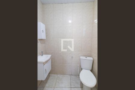 Banheiro Social de casa para alugar com 1 quarto, 30m² em Vila Ré, São Paulo