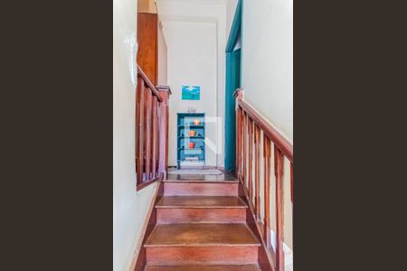 Escada de casa à venda com 2 quartos, 216m² em Liberdade, São Paulo