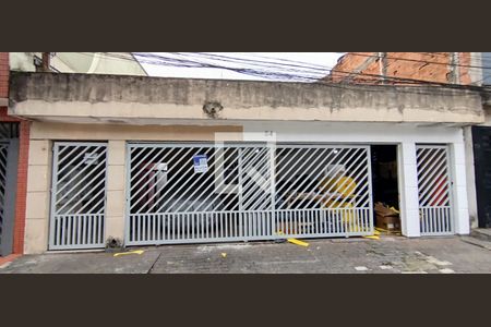 Fachada + Placa de kitnet/studio para alugar com 1 quarto, 40m² em Jardim Angela (zona Leste), São Paulo