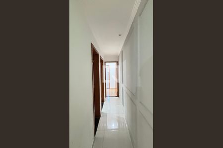 Corredor de apartamento à venda com 2 quartos, 110m² em Parque das Nações, Santo André