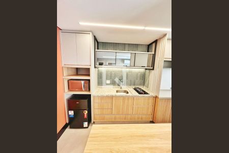 Cozinha de apartamento à venda com 1 quarto, 35m² em Aclimação, São Paulo