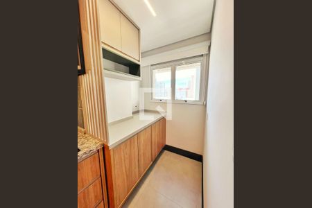 Cozinha de apartamento à venda com 1 quarto, 35m² em Aclimação, São Paulo