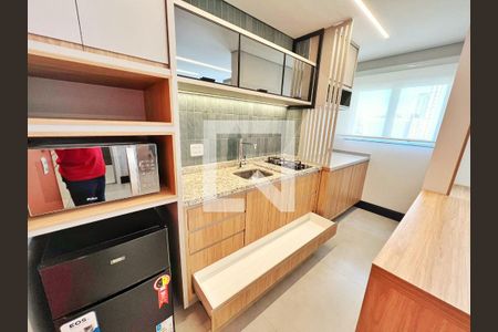 Cozinha de apartamento à venda com 1 quarto, 35m² em Aclimação, São Paulo