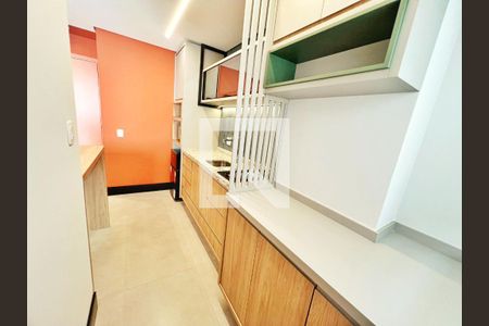 Cozinha de apartamento à venda com 1 quarto, 35m² em Aclimação, São Paulo
