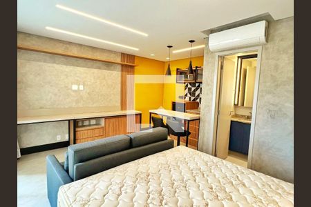 Quarto de kitnet/studio à venda com 1 quarto, 28m² em Aclimação, São Paulo