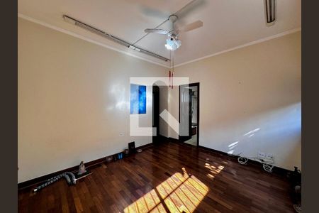 Suíte 3 de casa à venda com 3 quartos, 289m² em Granja Julieta, São Paulo