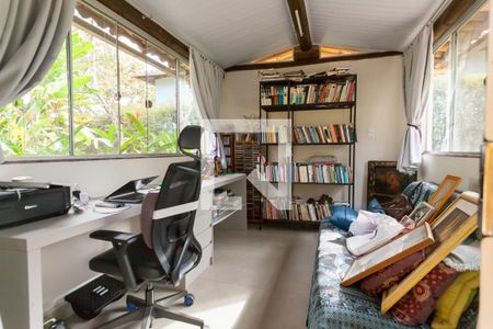 Escritório de casa de condomínio à venda com 3 quartos, 263m² em Brumadinho, Brumadinho