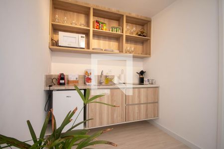 Cozinha de apartamento para alugar com 1 quarto, 33m² em Jardim das Acacias, São Paulo