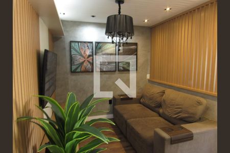 Sala de apartamento à venda com 2 quartos, 55m² em São Pedro, Osasco