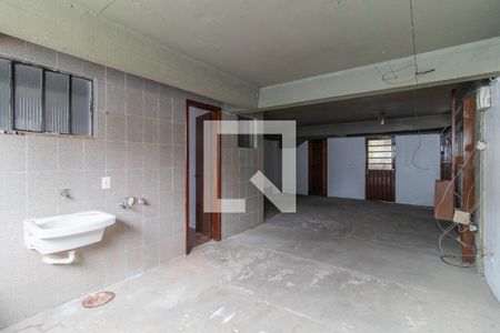 Garagem de casa para alugar com 3 quartos, 200m² em Ipanema, Porto Alegre