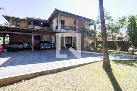 Fachada de casa à venda com 7 quartos, 2000m² em Pampulha, Belo Horizonte