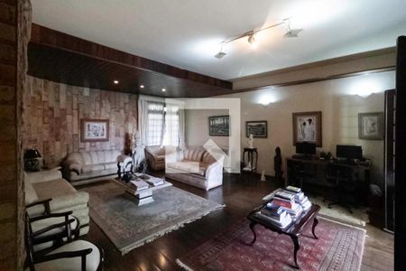 Sala 2 de casa à venda com 7 quartos, 2000m² em Pampulha, Belo Horizonte