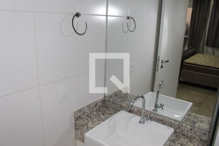 Banheiro de kitnet/studio à venda com 1 quarto, 30m² em Centro Histórico de São Paulo, São Paulo