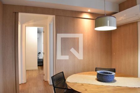 Sala de apartamento para alugar com 2 quartos, 66m² em Centro, Curitiba