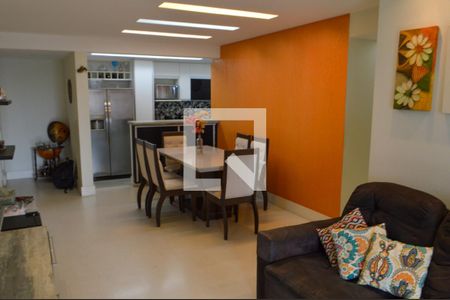 Sala de apartamento à venda com 4 quartos, 110m² em Jacarepaguá, Rio de Janeiro