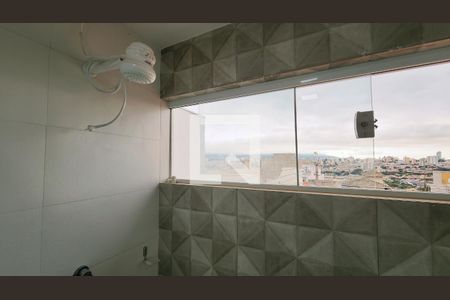 Banheiro de casa de condomínio à venda com 4 quartos, 184m² em Vila Aparecida, Jundiaí