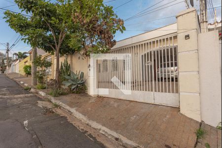 Fachada de casa à venda com 3 quartos, 225m² em Jardim Guarani, Campinas