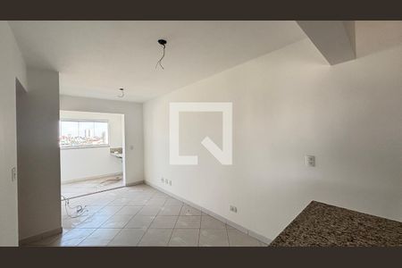 Sala/Cozinha de apartamento à venda com 2 quartos, 58m² em Campestre, Santo André