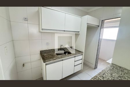 Cozinha de apartamento à venda com 2 quartos, 60m² em Campestre, Santo André
