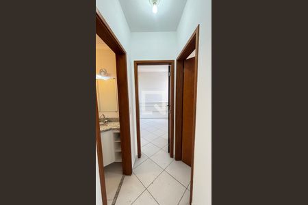 Corredor de apartamento à venda com 2 quartos, 60m² em Campestre, Santo André