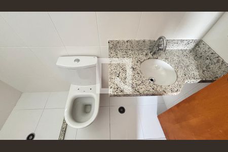 Banheiro da Suíte  de apartamento à venda com 2 quartos, 60m² em Campestre, Santo André