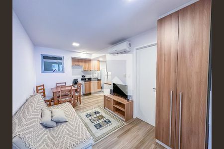 Sala de kitnet/studio para alugar com 1 quarto, 45m² em Lapa, Rio de Janeiro
