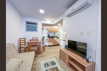 Sala de kitnet/studio para alugar com 1 quarto, 45m² em Lapa, Rio de Janeiro