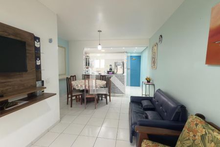 Sala de apartamento para alugar com 2 quartos, 76m² em Guilhermina, Praia Grande