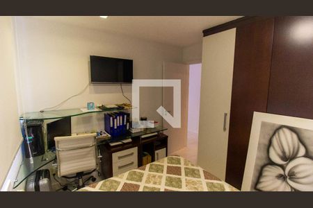 Quarto de apartamento à venda com 2 quartos, 120m² em Icaraí, Niterói