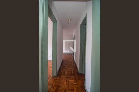 Corredor de apartamento à venda com 2 quartos, 78m² em Menino Deus, Porto Alegre