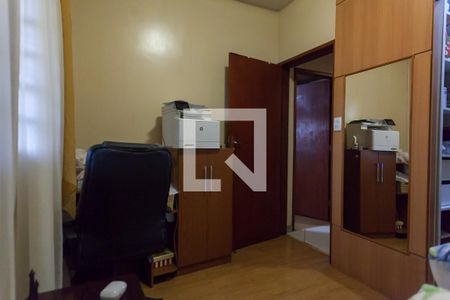 Quarto 3 de casa à venda com 3 quartos, 837m² em Centro, Nova Lima