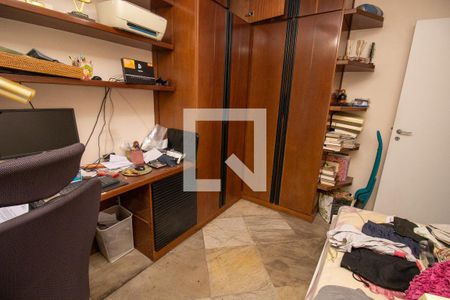 Quarto 1 de apartamento à venda com 4 quartos, 145m² em Barra da Tijuca, Rio de Janeiro