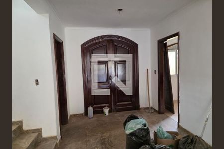 Corredor de casa para alugar com 8 quartos, 710m² em Ribeirânia, Ribeirão Preto