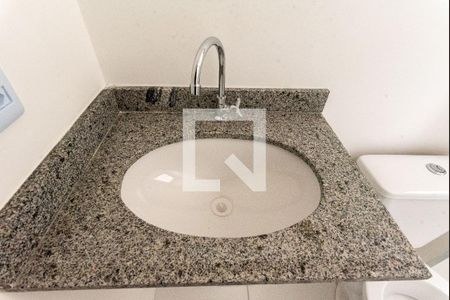Banheiro de apartamento para alugar com 2 quartos, 43m² em Jardim Ibirapuera, Campinas