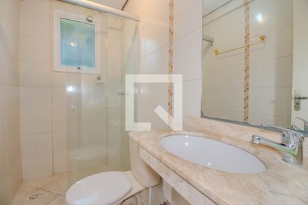 Banheiro de apartamento à venda com 1 quarto, 46m² em Passo D’areia, Porto Alegre