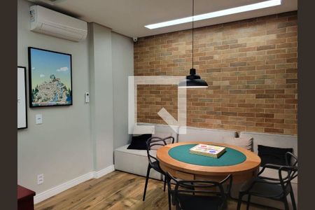 Apartamento à venda com 2 quartos, 35m² em Chácara Seis de Outubro, São Paulo