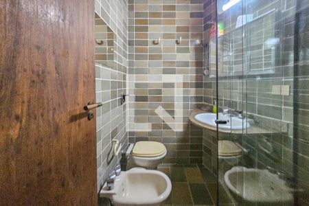 Banheiro da Suíte de apartamento para alugar com 4 quartos, 90m² em Loteamento Joao Batista Juliao, Guarujá