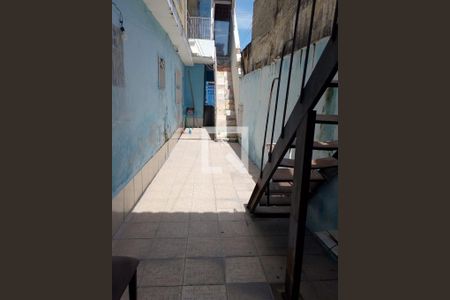 Casa à venda com 3 quartos, 212m² em Vila Marieta, São Paulo