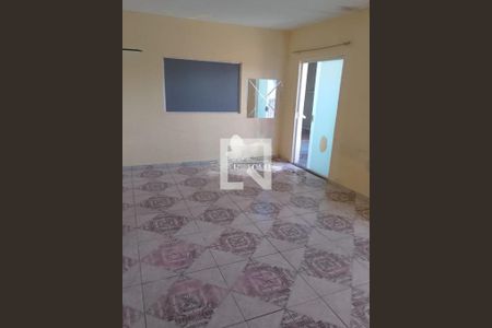 Casa à venda com 3 quartos, 212m² em Vila Marieta, São Paulo