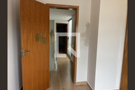 Casa à venda com 3 quartos, 103m² em Vila Carrão, São Paulo