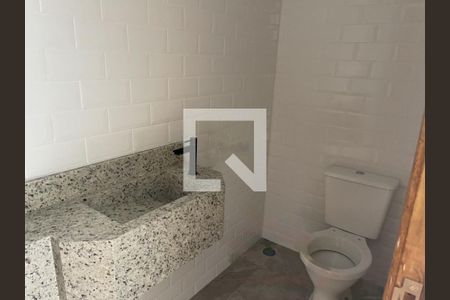 Casa à venda com 3 quartos, 103m² em Vila Carrão, São Paulo