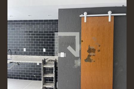 Casa à venda com 3 quartos, 103m² em Vila Carrão, São Paulo