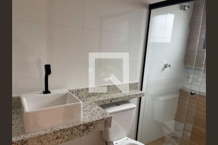 Casa à venda com 3 quartos, 103m² em Vila Carrão, São Paulo